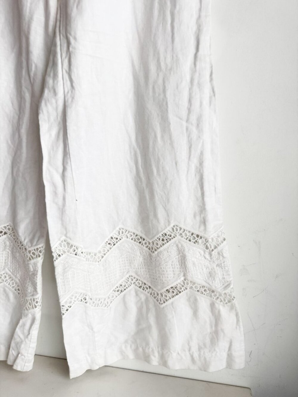 ANTHROPOLOGIE OPENWORK WIDE-LEG WHITE TROUSERS W Crochet Detail 12 - Picture 6 of 10